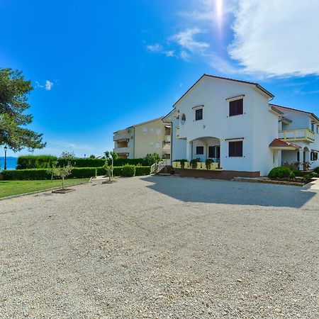Apartments In House Liveric In Vir At The Beach Kültér fotó