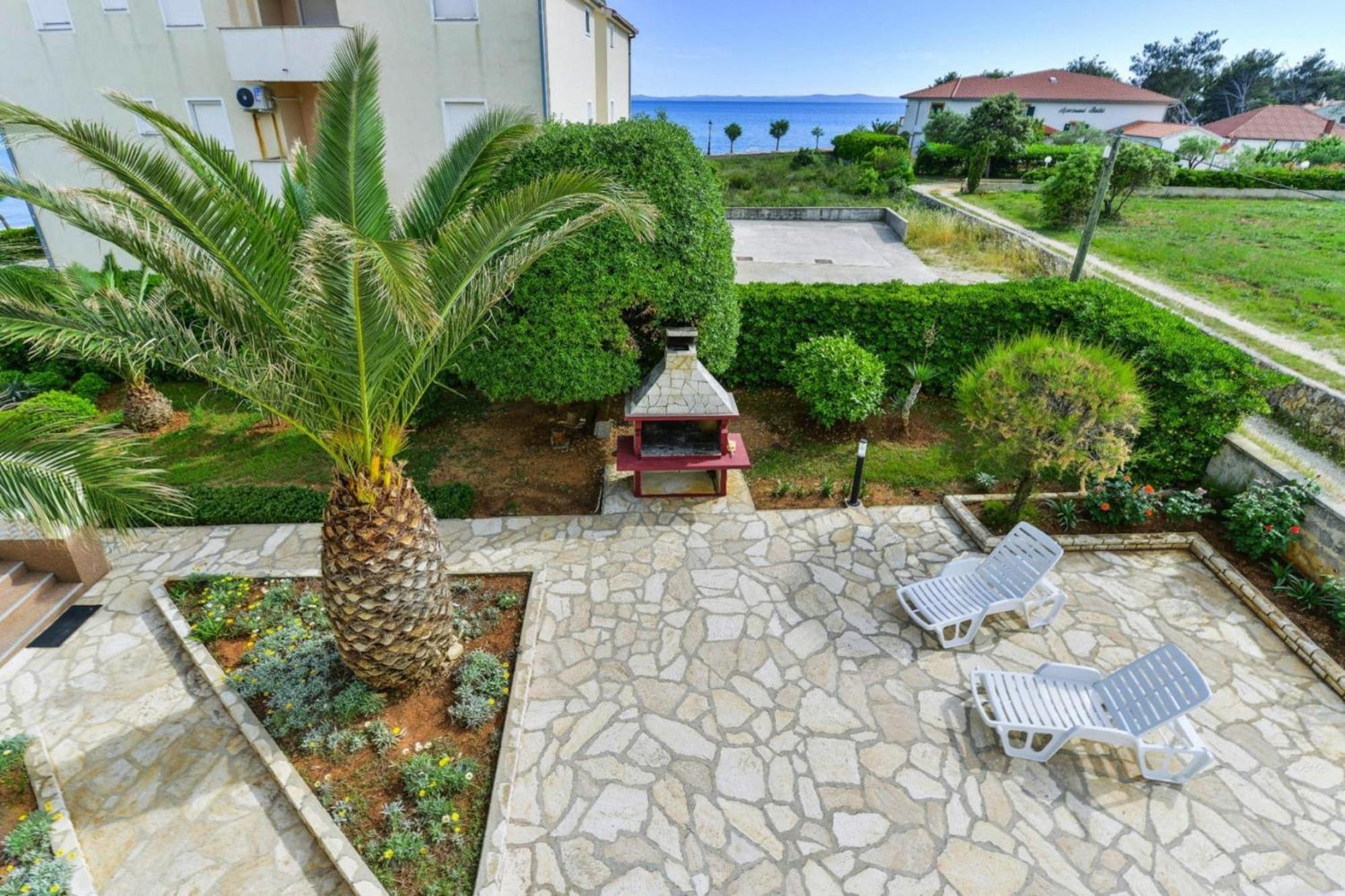 Apartments In House Liveric In Vir At The Beach Kültér fotó
